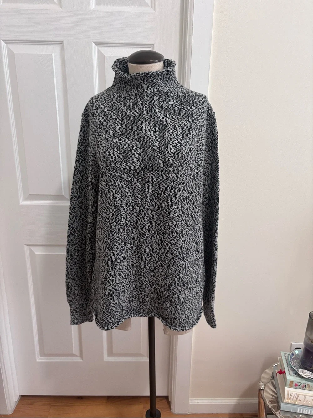 J Crew - Heritage marled cotton rollneck sweater - men’s Medium - NWT